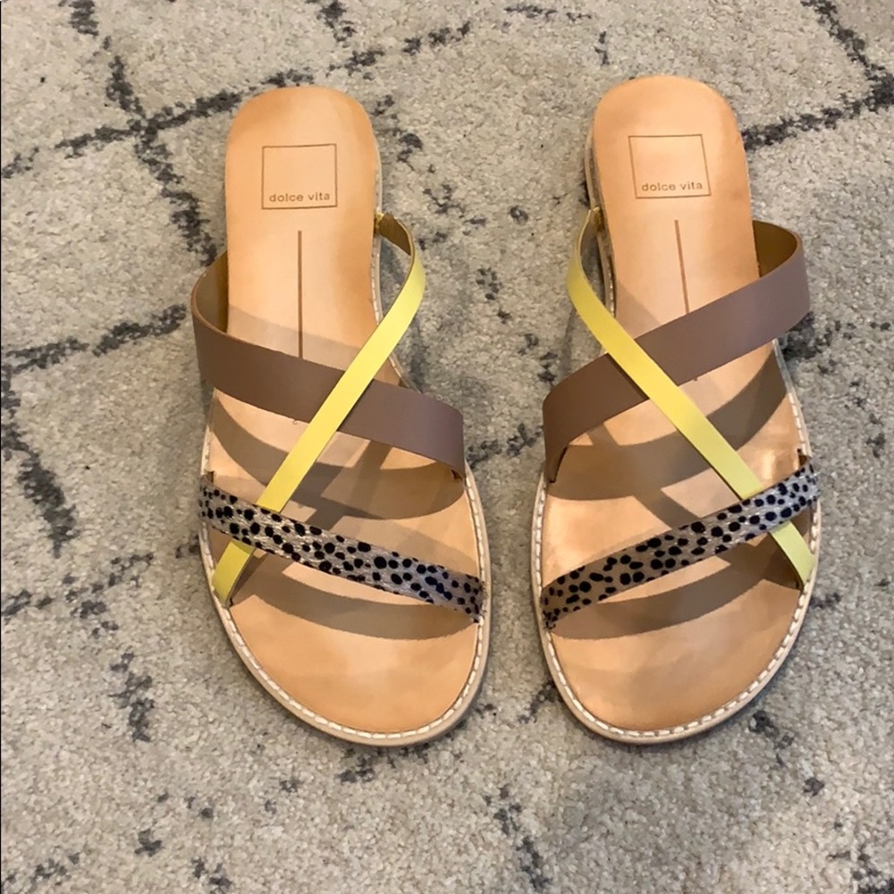 NEVER WORN Dolce Vita Sandals
